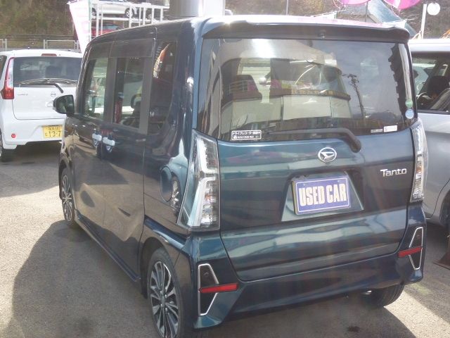 DAIHATSU TANTO CUSTOM 2019