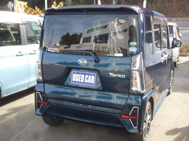 DAIHATSU TANTO CUSTOM 2019