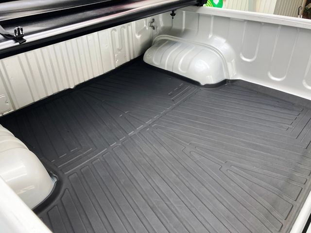 TOYOTA HILUX 4WD 2023