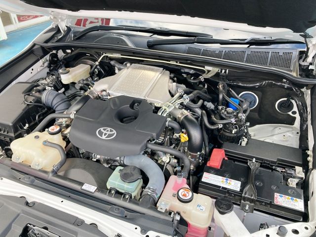 TOYOTA HILUX 4WD 2023