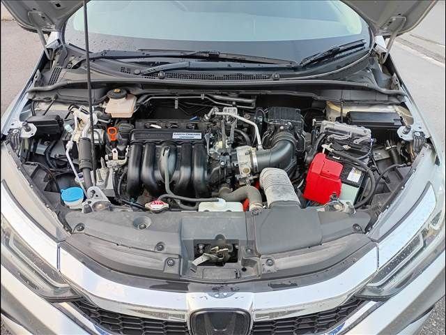 HONDA GRACE HYBRID 4WD 2020