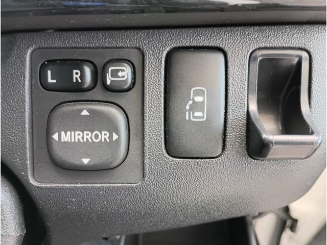 TOYOTA HIACE wagon 4WD 2012