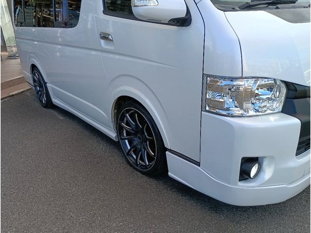 TOYOTA HIACE wagon 4WD 2012