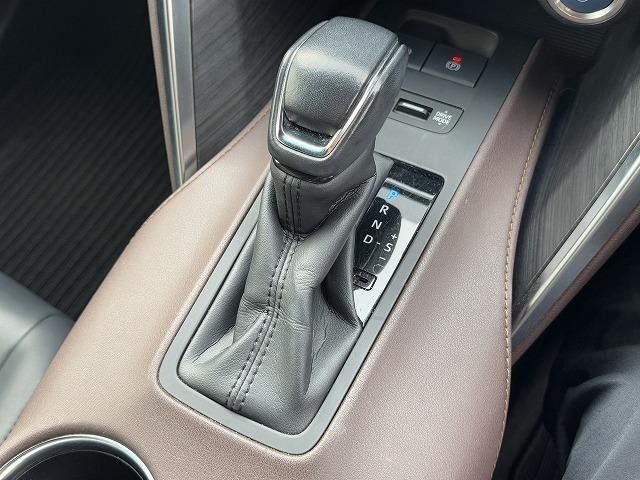 TOYOTA HARRIER HYBRID 2021