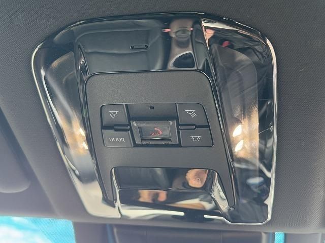 TOYOTA HARRIER HYBRID 2021