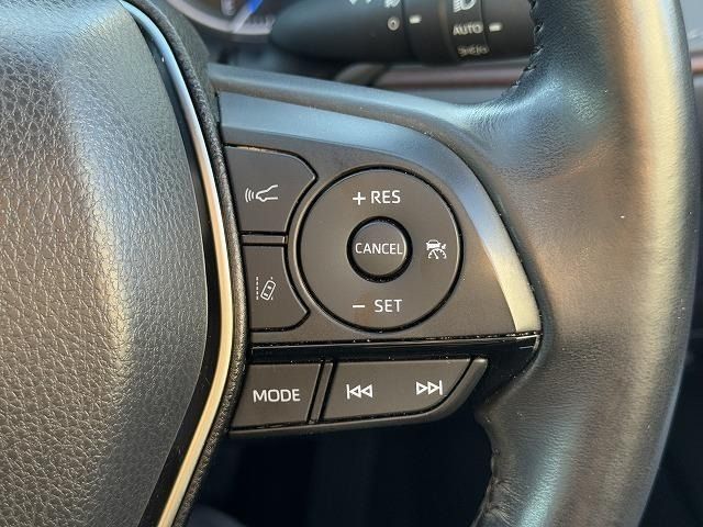 TOYOTA HARRIER HYBRID 2020