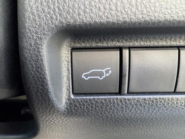 TOYOTA HARRIER HYBRID 2020