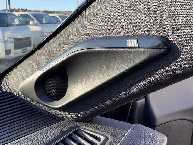 TOYOTA HARRIER HYBRID 2020