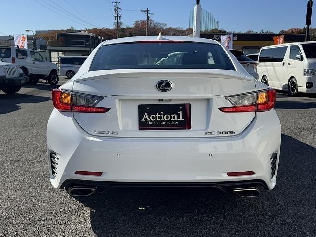 TOYOTA LEXUS RC300h 2015