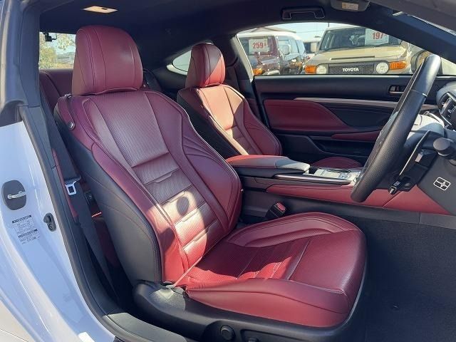 TOYOTA LEXUS RC300h 2015