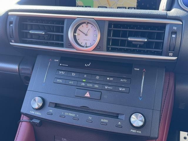 TOYOTA LEXUS RC300h 2015