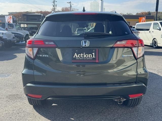 HONDA VEZEL HYBRID 2014