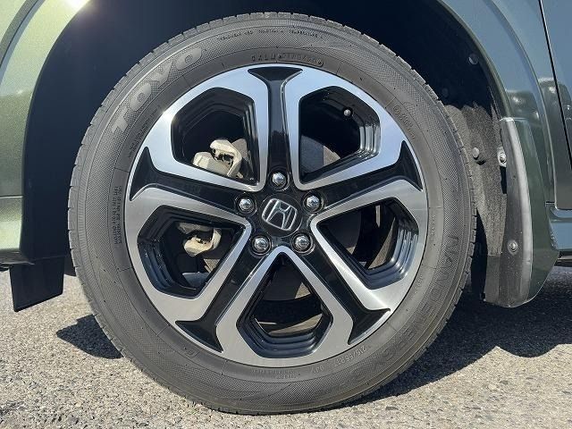 HONDA VEZEL HYBRID 2014