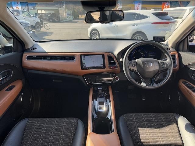 HONDA VEZEL HYBRID 2014