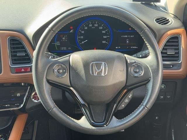 HONDA VEZEL HYBRID 2014