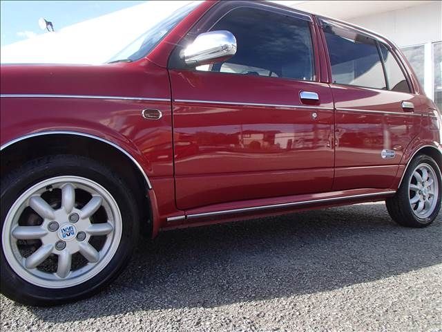 DAIHATSU MIRA GINO 2003