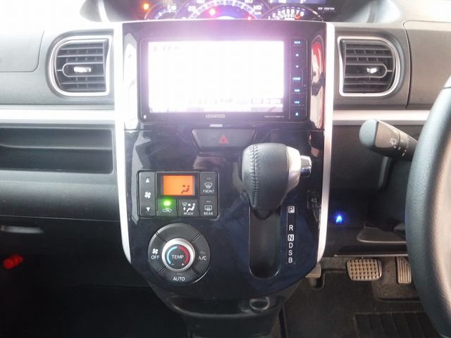 DAIHATSU TANTO CUSTOM 2018