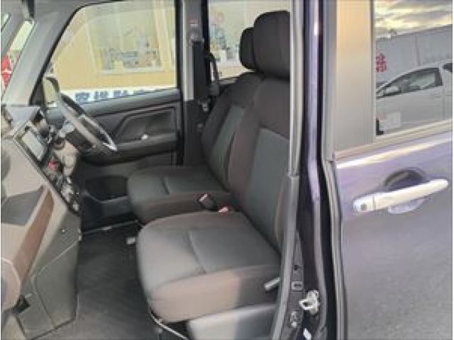 TOYOTA ROOMY 4WD 2024