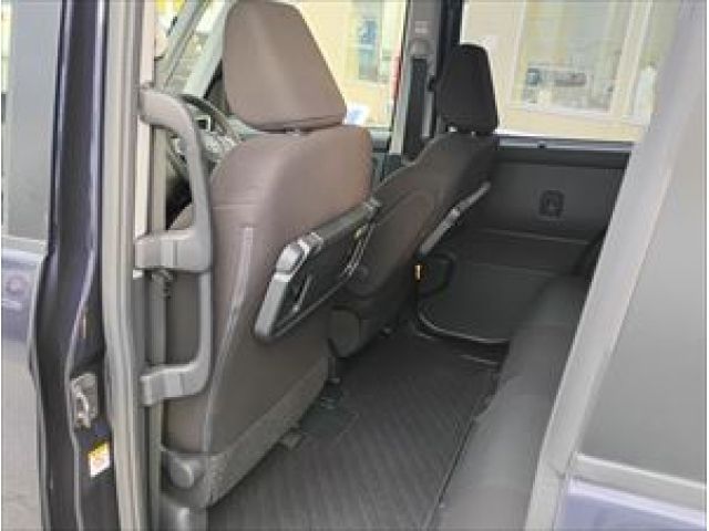 TOYOTA ROOMY 4WD 2024