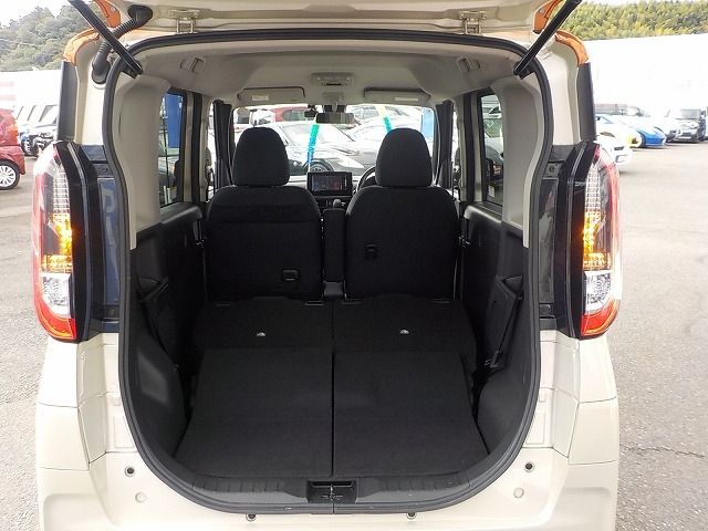 MITSUBISHI ek X SPACE 2020