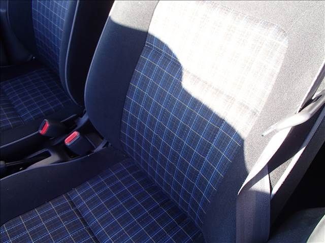 DAIHATSU MIRA GINO 2002