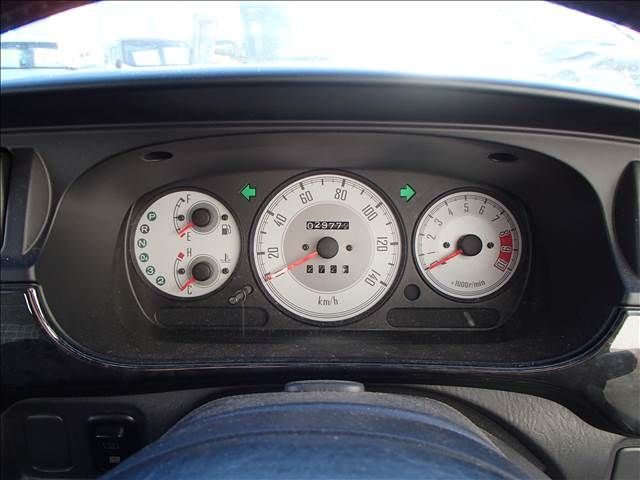 DAIHATSU MIRA GINO 2002