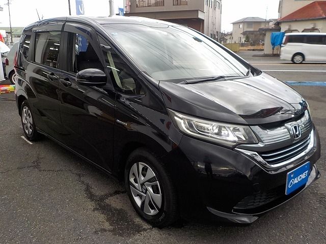 HONDA FREED HYBRID 2018