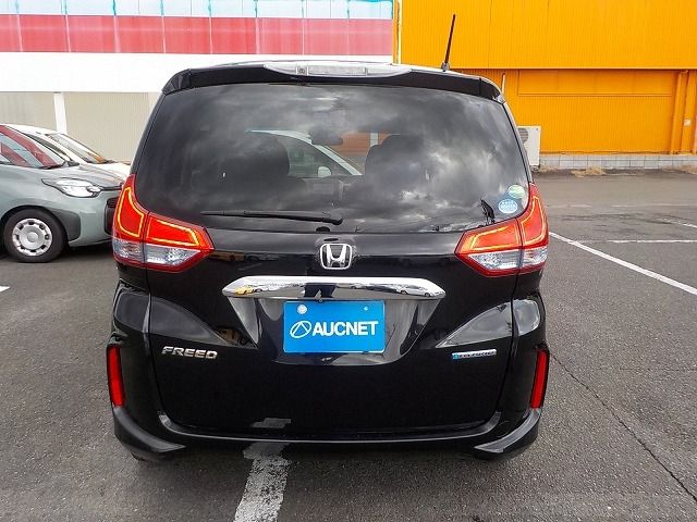 HONDA FREED HYBRID 2018