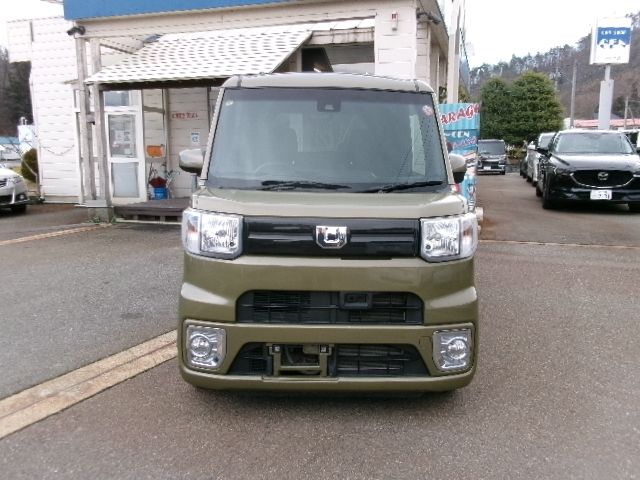 DAIHATSU WAKE 4WD 2016