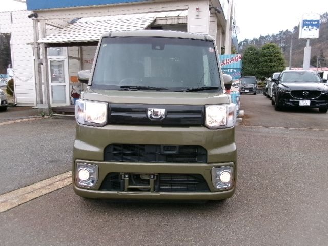 DAIHATSU WAKE 4WD 2016