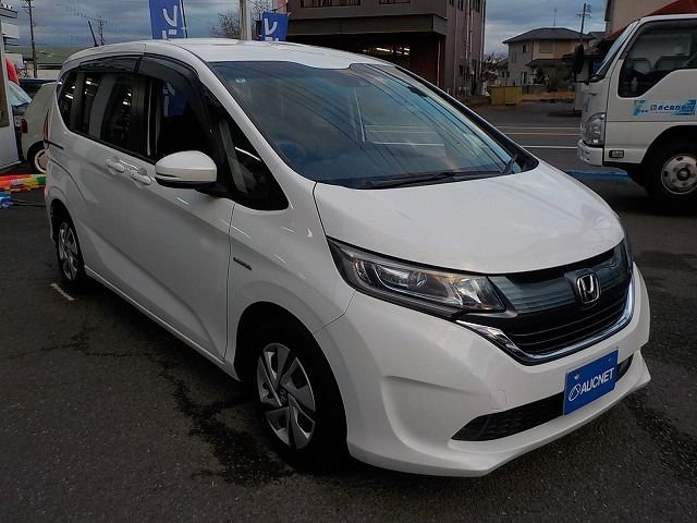 HONDA FREED plus HYBRID 2017
