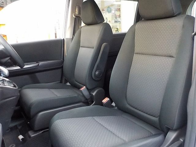 HONDA FREED plus HYBRID 2017