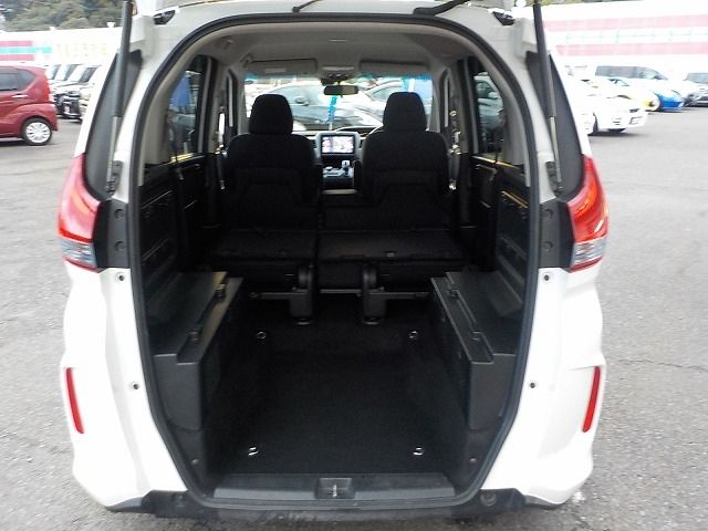 HONDA FREED plus HYBRID 2017