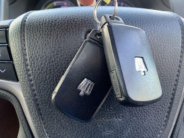 TOYOTA CROWN sedan hybrid 2015