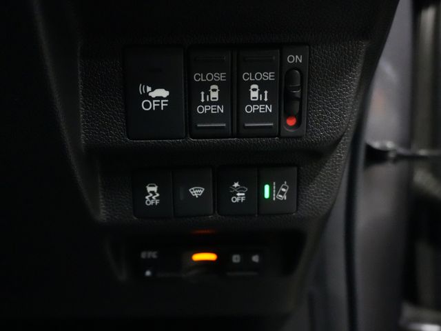 HONDA FREED plus HYBRID 2017