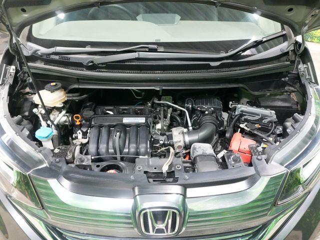 HONDA FREED plus HYBRID 2017