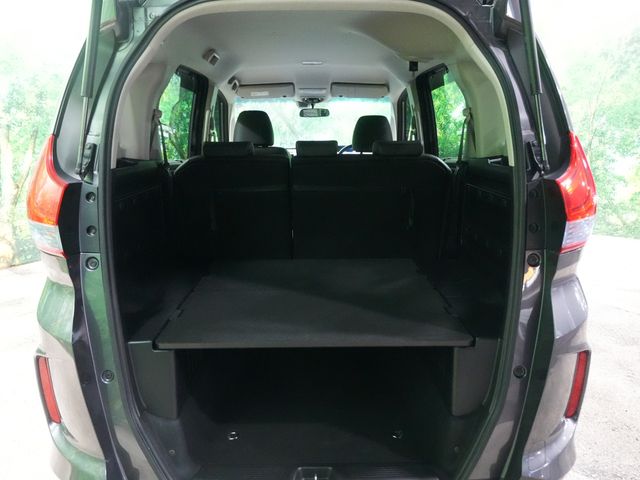 HONDA FREED plus HYBRID 2017