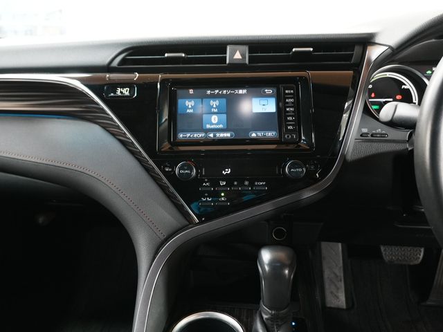 TOYOTA CAMRY HYBRID 2017