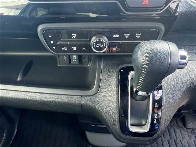 HONDA N BOX CUSTOM 2020