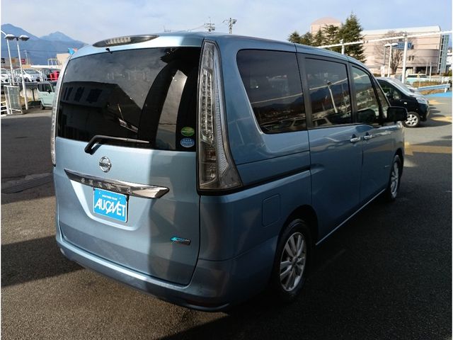 NISSAN SERENA  S-HYBRID 2013