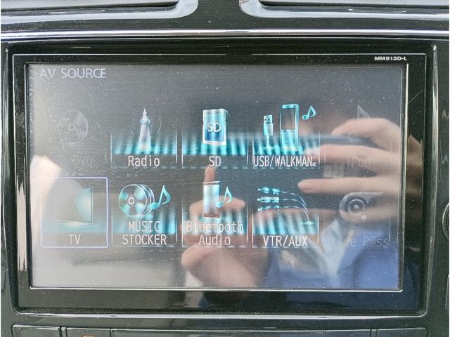 NISSAN SERENA  S-HYBRID 2013