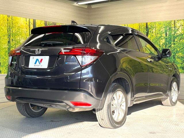 HONDA VEZEL HYBRID 2014