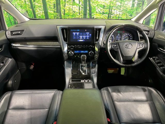 TOYOTA VELLFIRE  HYBRID 4WD 2015