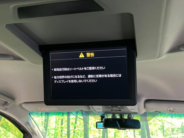 TOYOTA VELLFIRE  HYBRID 4WD 2015