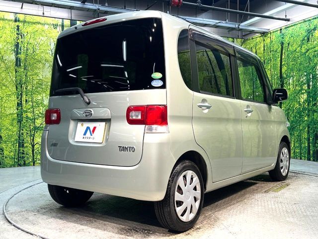 DAIHATSU TANTO 2012