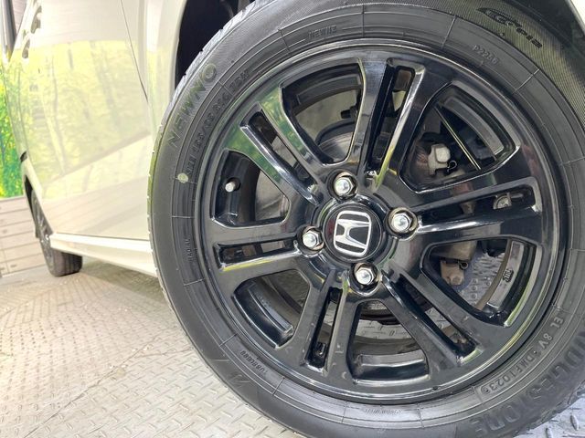 HONDA N BOX CUSTOM 2015