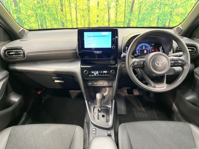 TOYOTA YARIS CROSS 2025