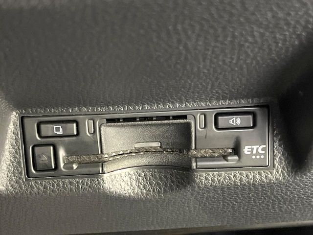 TOYOTA YARIS CROSS 2025