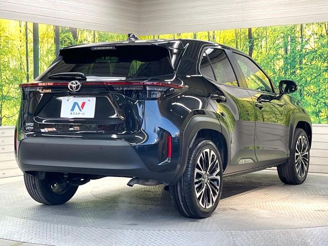 TOYOTA YARIS CROSS 2025