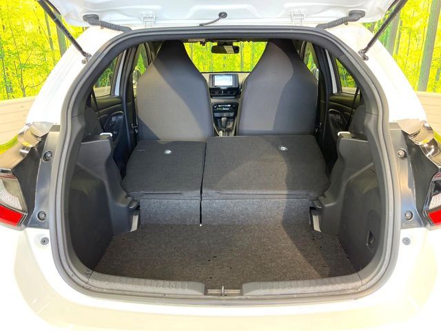 TOYOTA YARIS HYBRID 2020